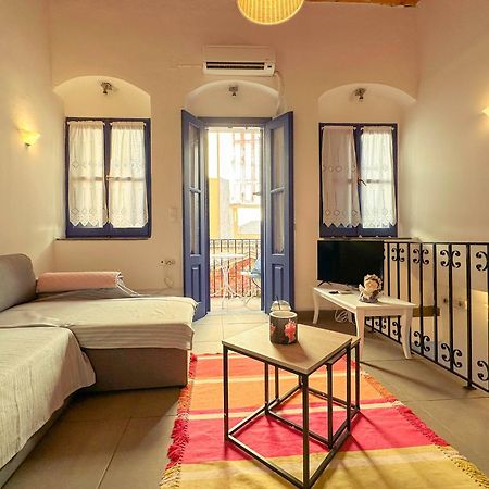 Kali Strata 2 - Downtown Apartment Сими Екстериор снимка