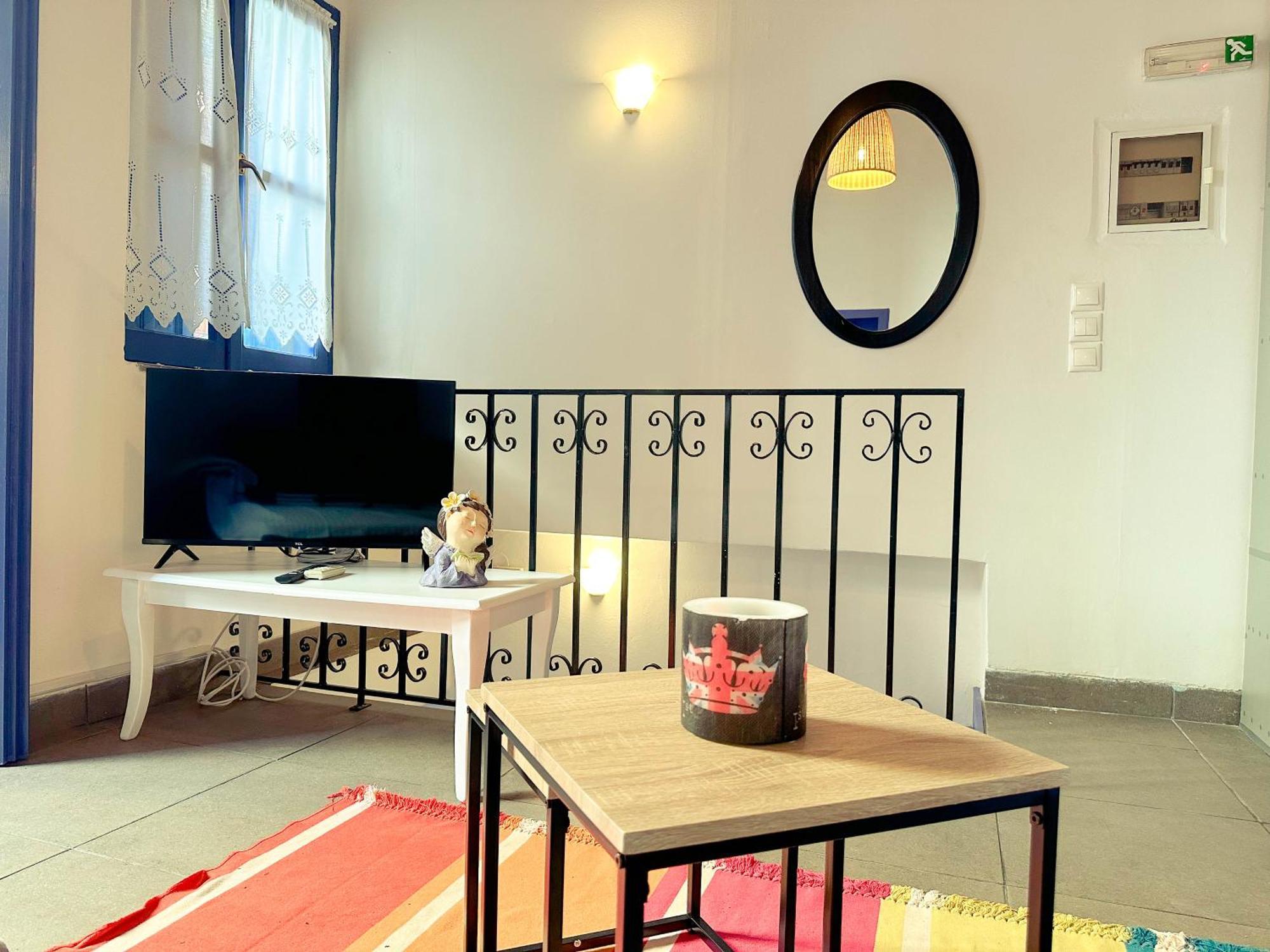 Kali Strata 2 - Downtown Apartment Сими Екстериор снимка